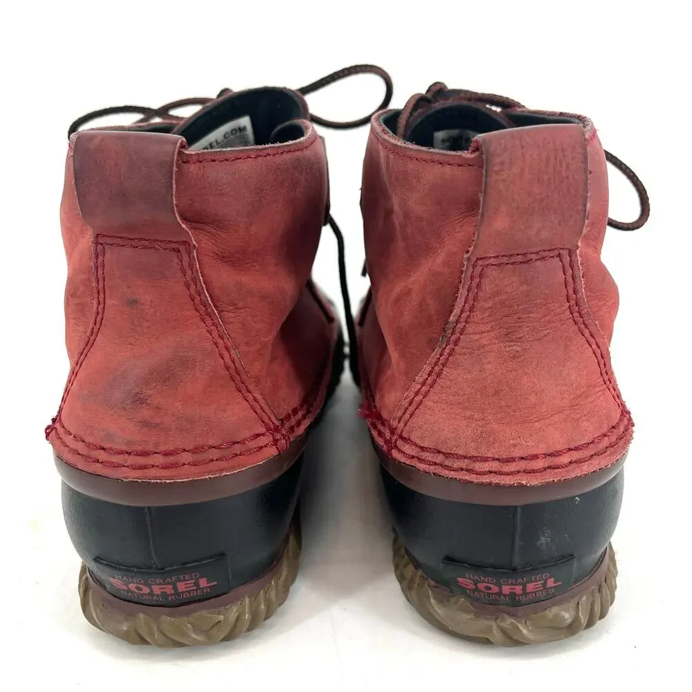 Sorel Women's 9/40 Out N About Red Nubuck Leather Waterproof Ankle‎ Boots